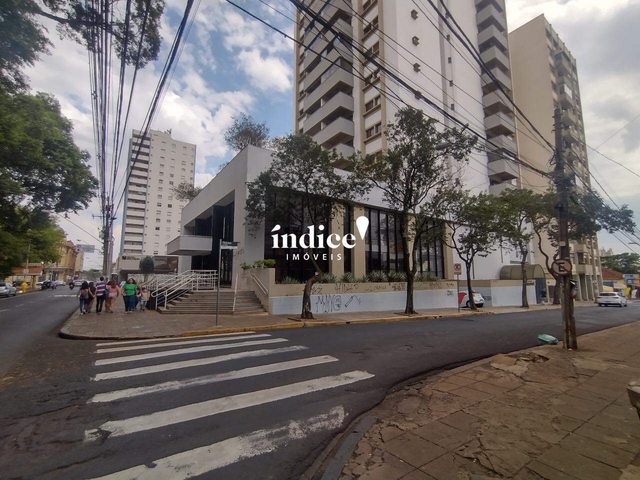 Salão Comercial para à venda no Centro na cidade de Ribeirão Preto: 