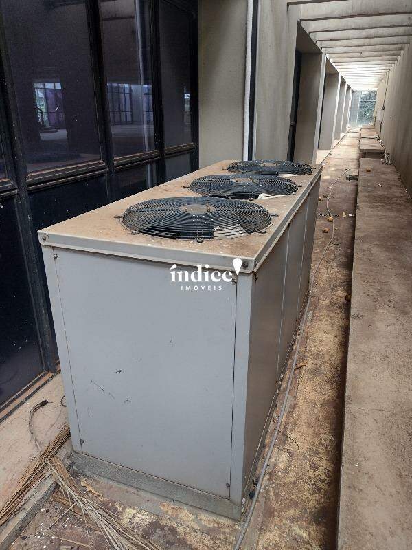 Salão Comercial para à venda no Centro na cidade de Ribeirão Preto: 
