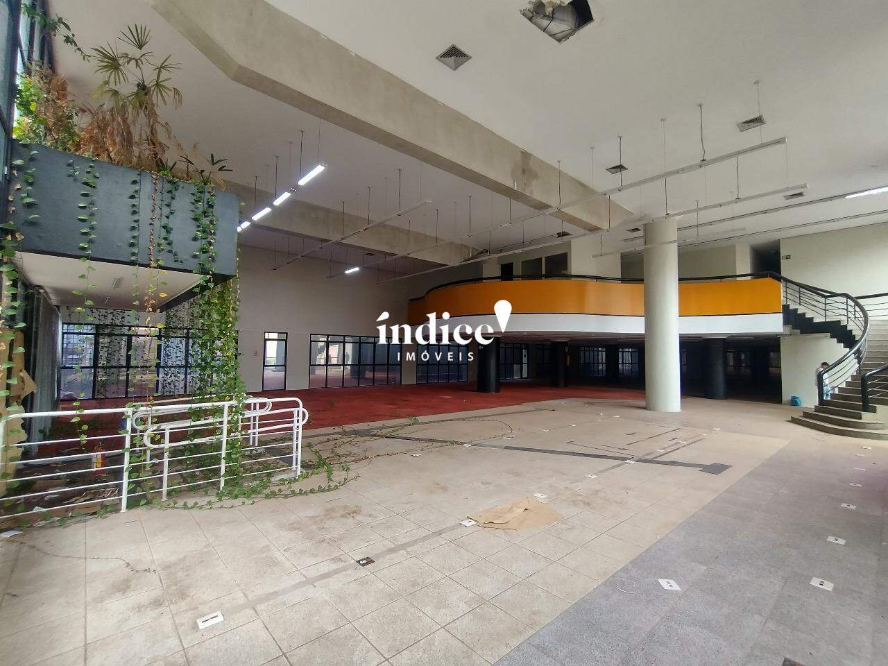 Salão Comercial para à venda no Centro na cidade de Ribeirão Preto: 