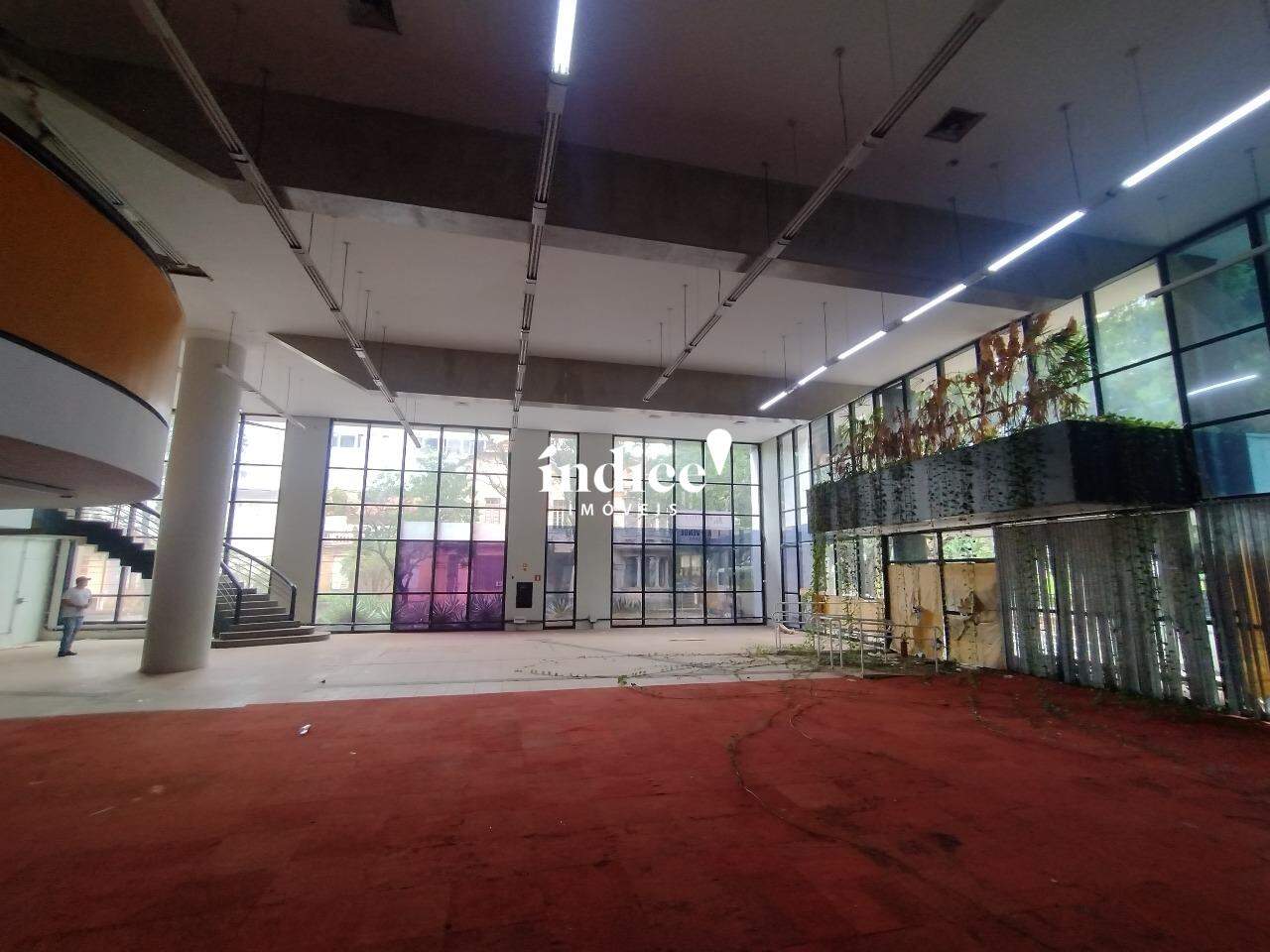 Salão Comercial para à venda no Centro na cidade de Ribeirão Preto: 
