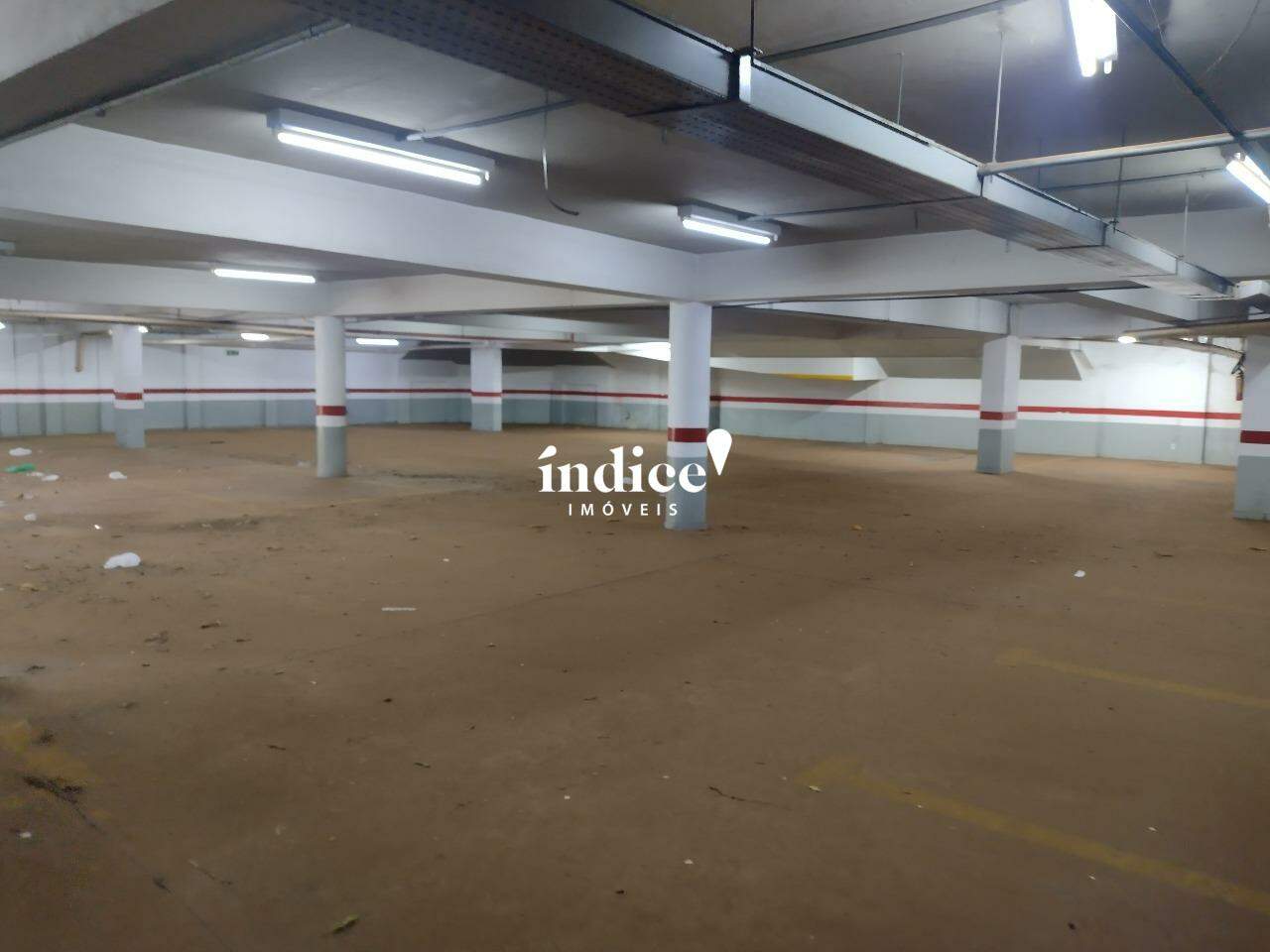Salão Comercial para à venda no Centro na cidade de Ribeirão Preto: 