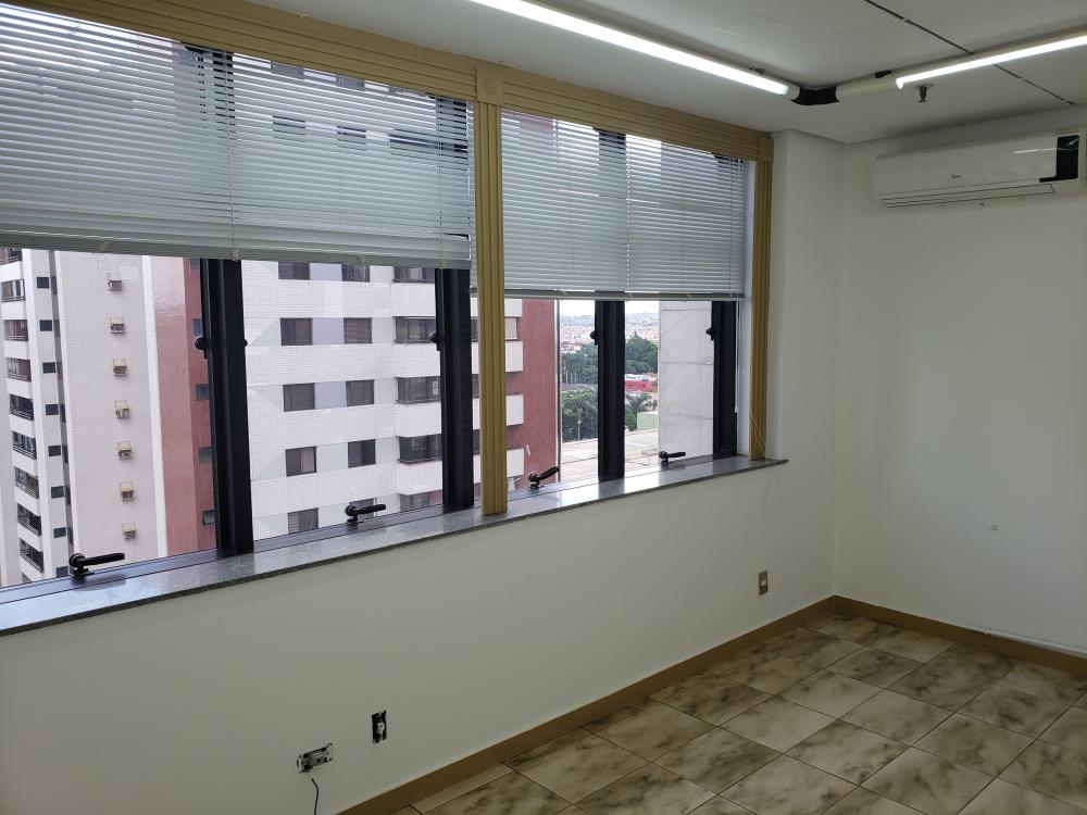 Sala Comercial para para aluguel no Centro na cidade de Ribeirão Preto: 