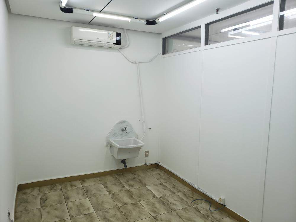 Sala Comercial para à venda no Centro na cidade de Ribeirão Preto: 