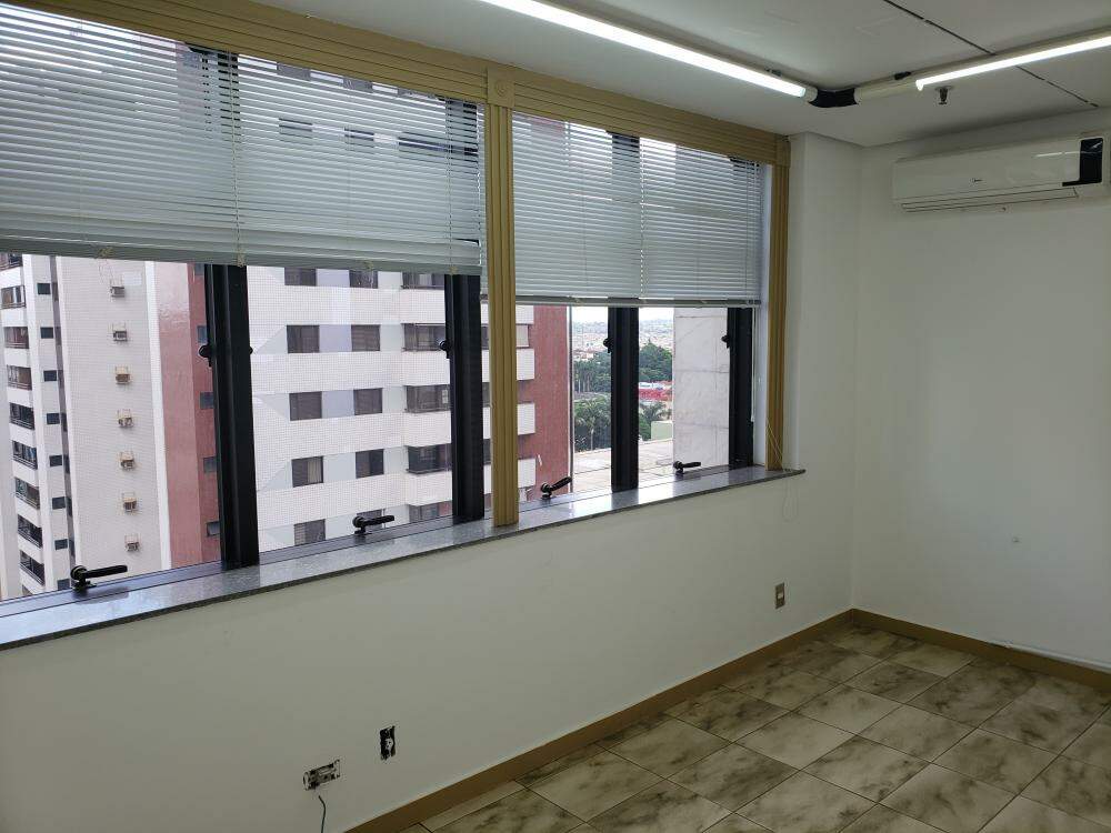 Sala Comercial para à venda no Centro na cidade de Ribeirão Preto: 
