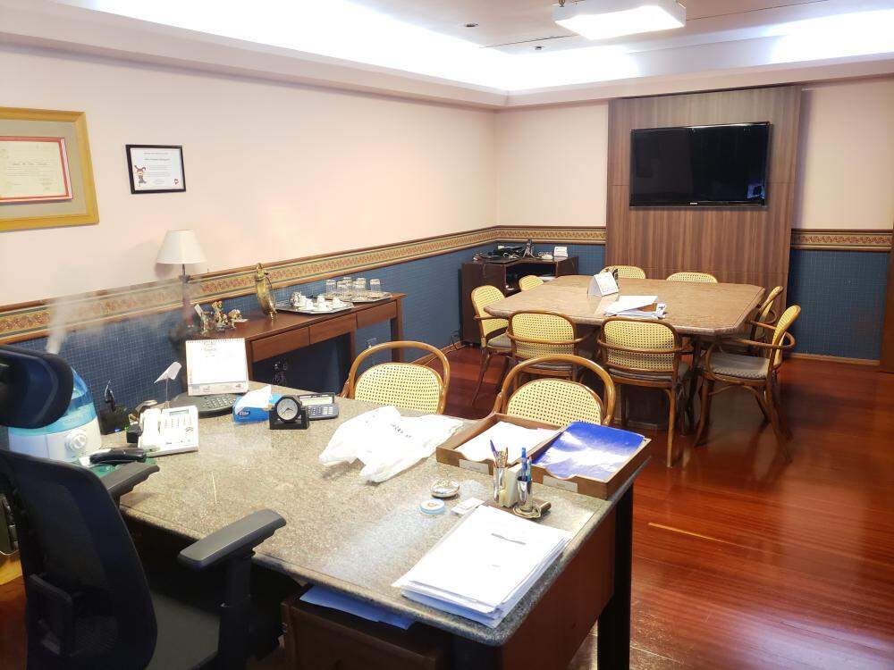 Sala Comercial para à venda no Centro na cidade de Ribeirão Preto: 