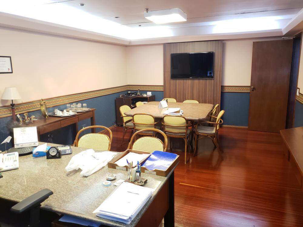 Sala Comercial para à venda no Centro na cidade de Ribeirão Preto: 