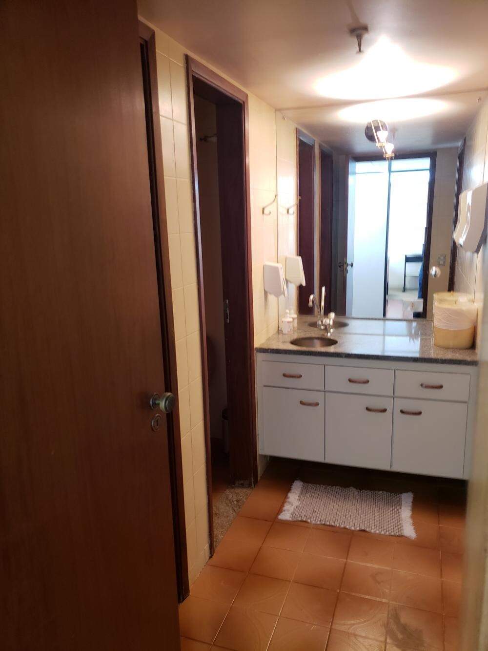 Sala Comercial para à venda no Centro na cidade de Ribeirão Preto: 