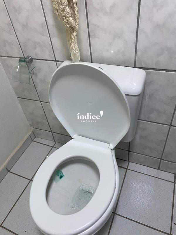 Salão Comercial para para aluguel no Centro na cidade de Ribeirão Preto: 