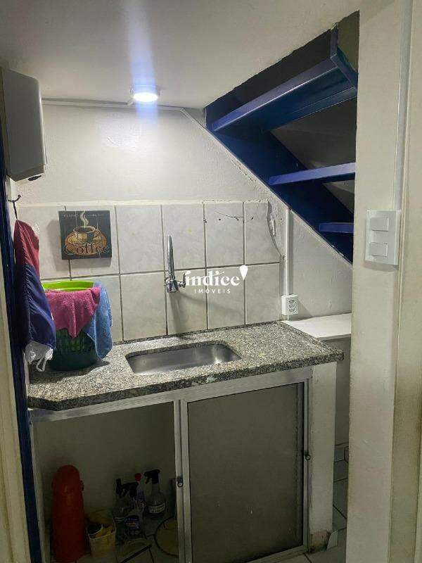 Salão Comercial para para aluguel no Centro na cidade de Ribeirão Preto: 