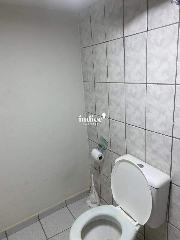 Salão Comercial para para aluguel no Centro na cidade de Ribeirão Preto: 