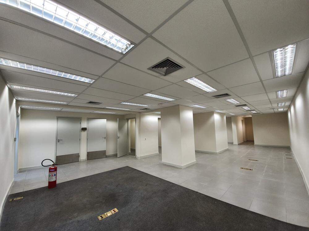 Salão Comercial para para aluguel no Jardim Sumaré na cidade de Ribeirão Preto: 