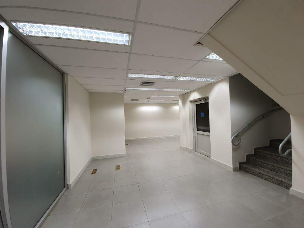 Salão Comercial para para aluguel no Jardim Sumaré na cidade de Ribeirão Preto: 