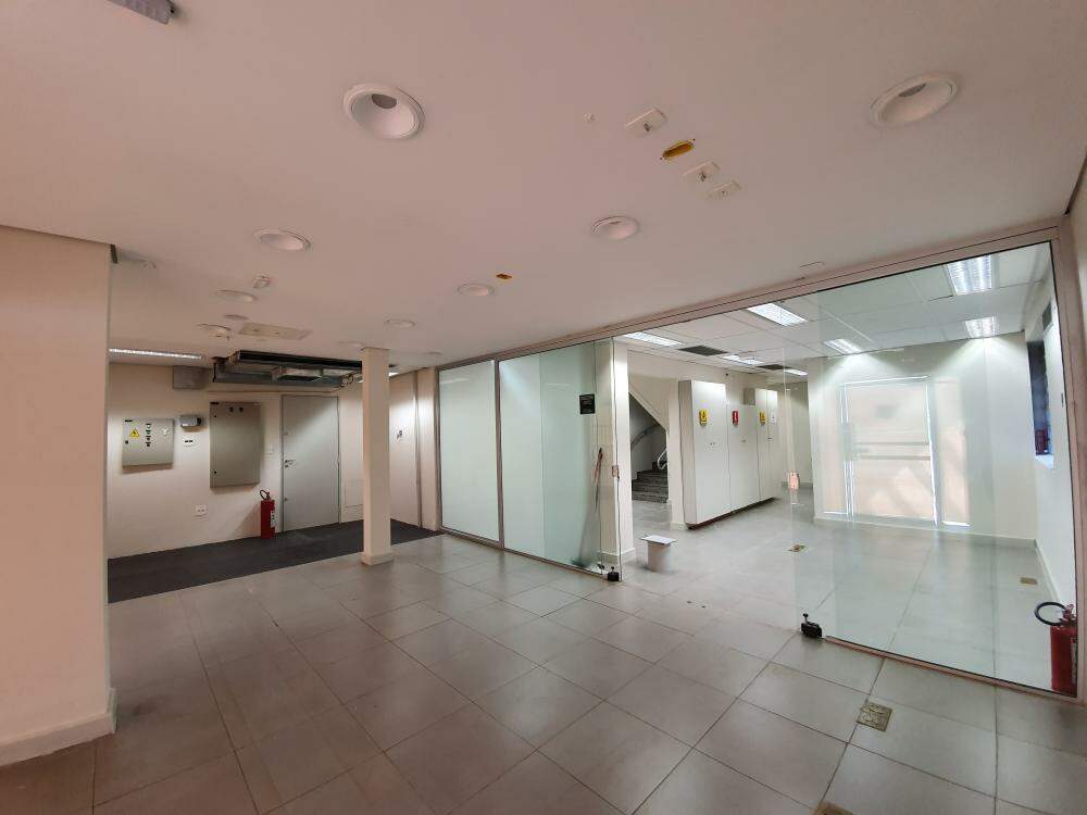 Salão Comercial para para aluguel no Jardim Sumaré na cidade de Ribeirão Preto: 