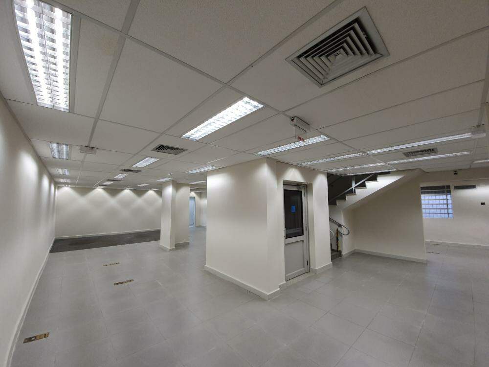 Salão Comercial para para aluguel no Jardim Sumaré na cidade de Ribeirão Preto: 