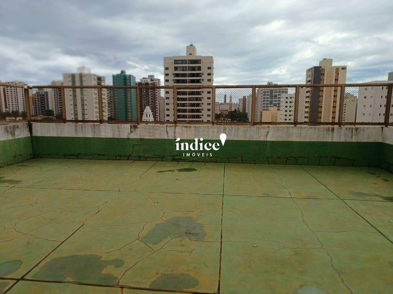 Apartamento para à venda no Centro na cidade de Ribeirão Preto: