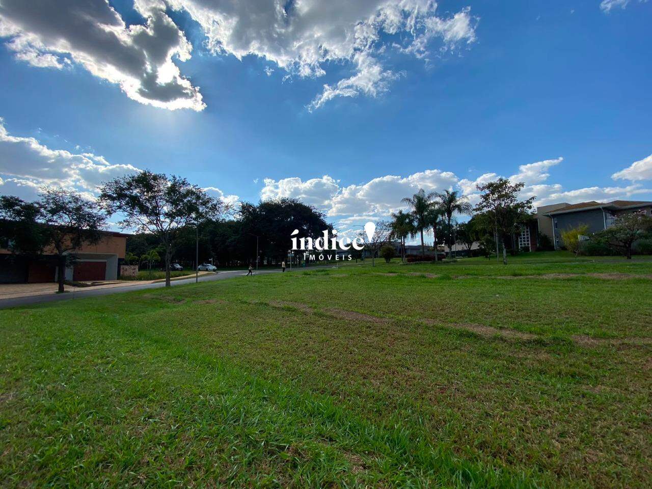 Terrenos Condomínio para à venda no Fazenda Santa Maria na cidade de Ribeirão Preto: 