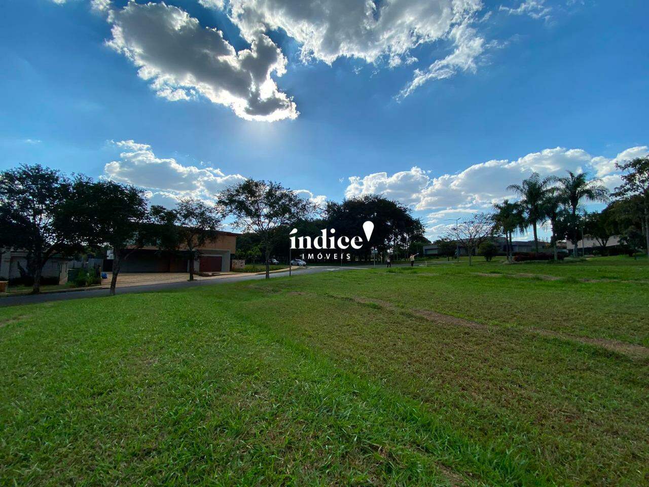 Terrenos Condomínio para à venda no Fazenda Santa Maria na cidade de Ribeirão Preto: 