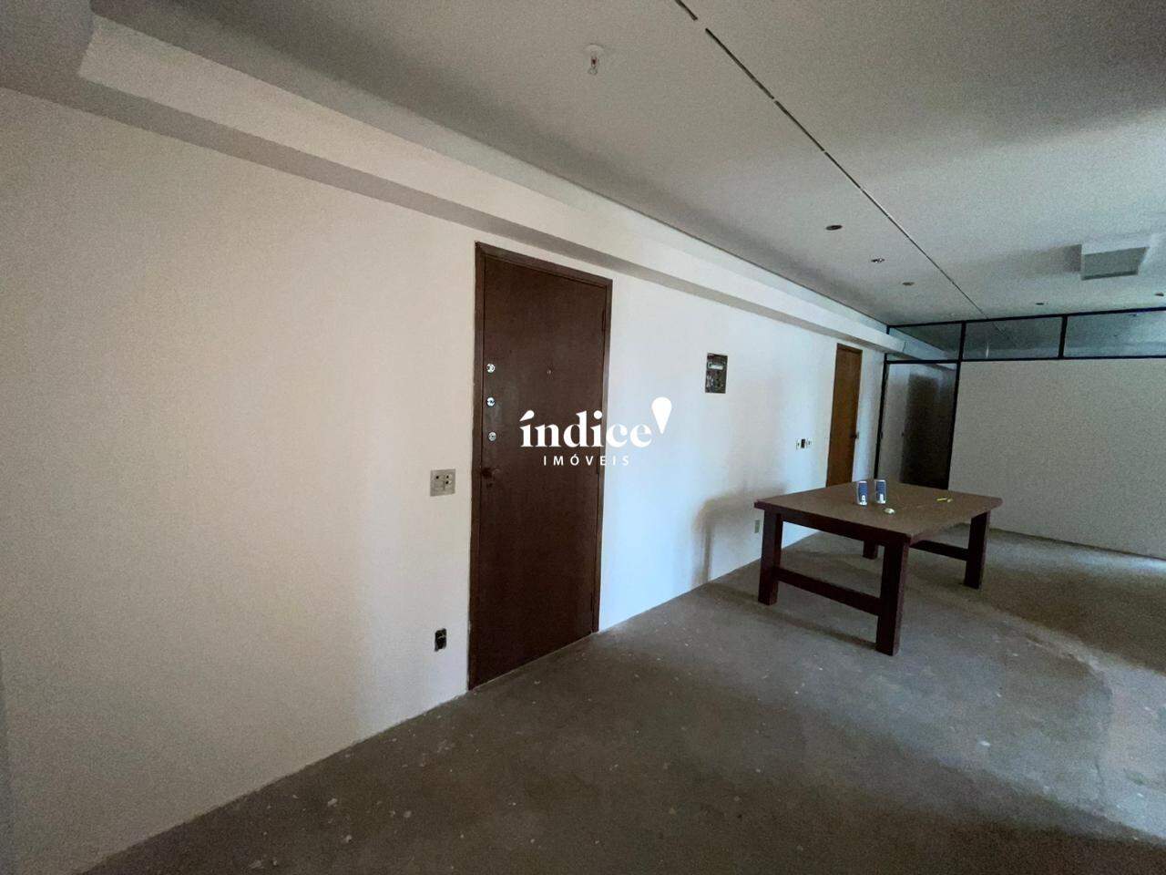 Sala Comercial para para aluguel no Centro na cidade de Ribeirão Preto: 