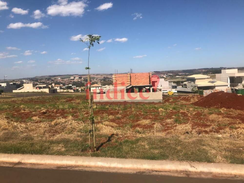 Terrenos Condomínio para à venda no Vila do Golf na cidade de Ribeirão Preto: 