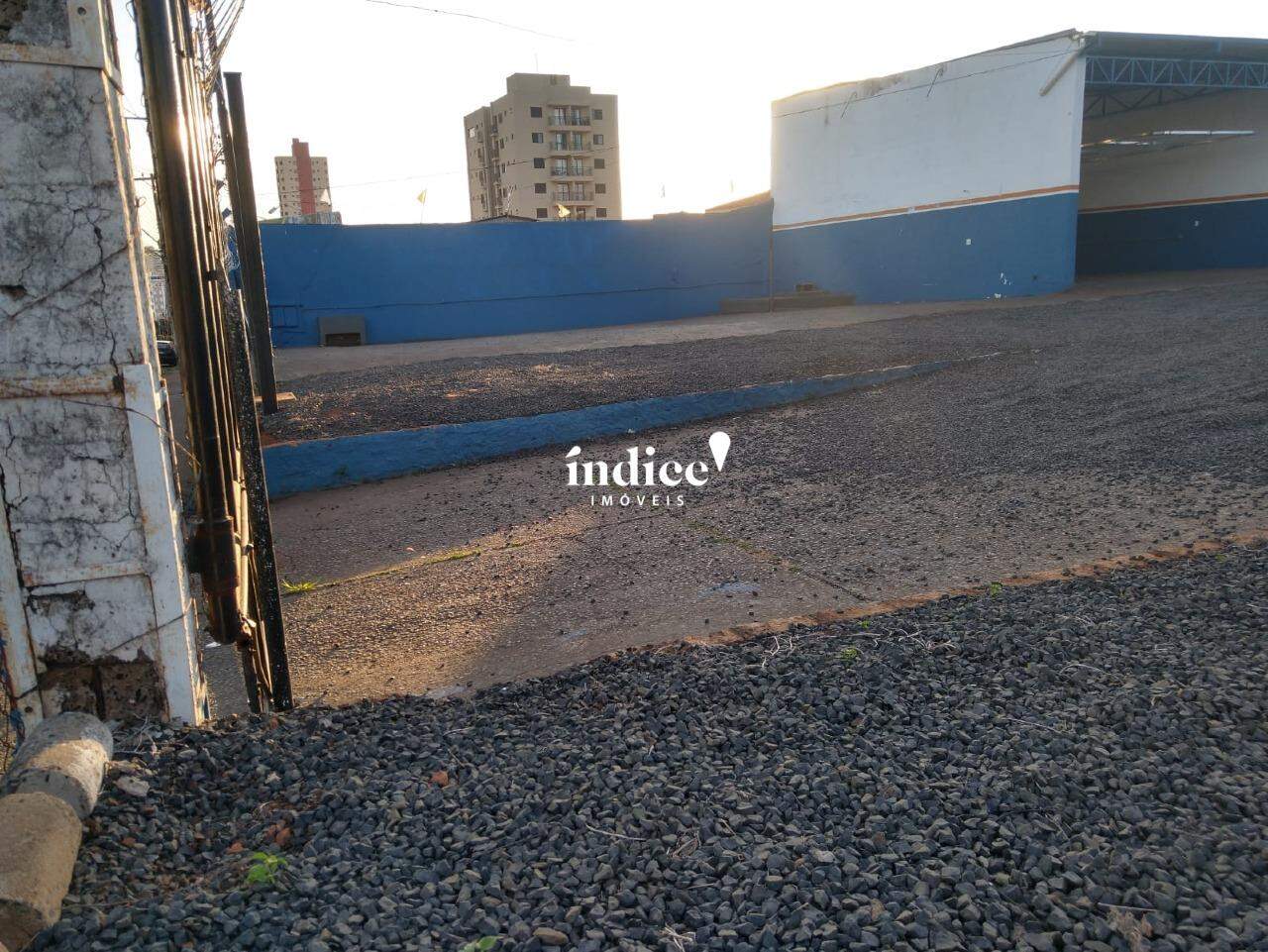 Salão Comercial para para aluguel no Jardim Palma Travassos na cidade de Ribeirão Preto: 