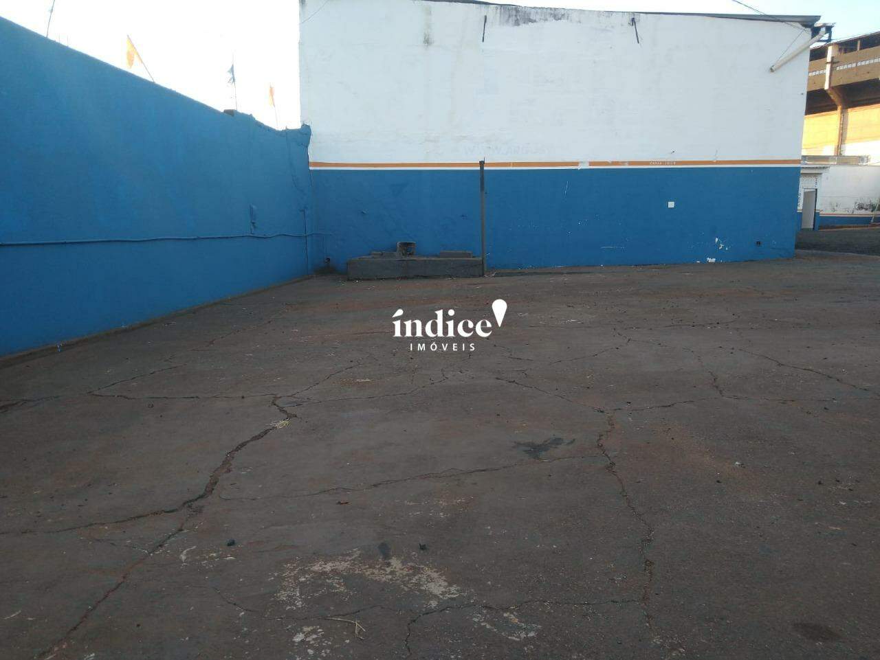 Salão Comercial para para aluguel no Jardim Palma Travassos na cidade de Ribeirão Preto: 