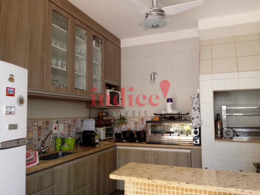 Coberturas para à venda no Centro na cidade de Ribeirão Preto: 