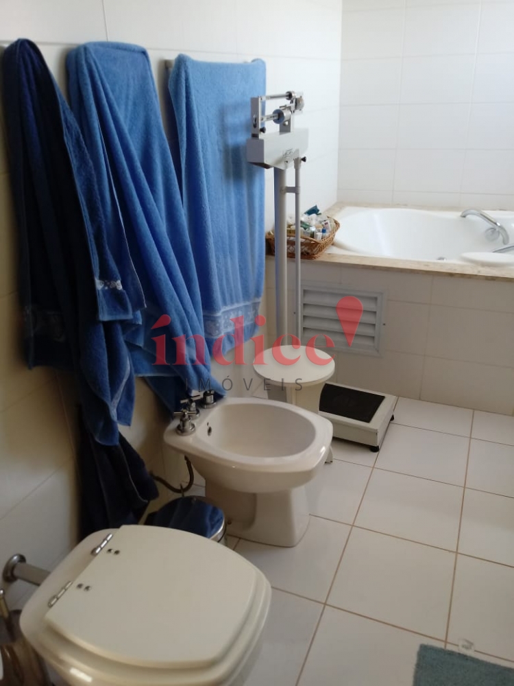 Coberturas para à venda no Centro na cidade de Ribeirão Preto: 