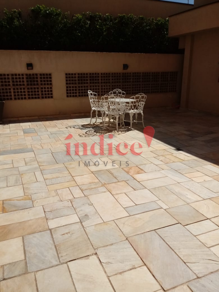 Coberturas para à venda no Centro na cidade de Ribeirão Preto: 