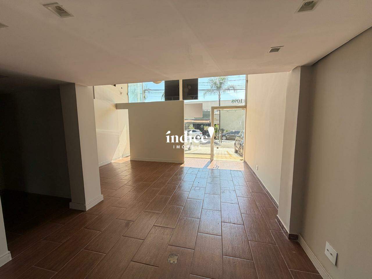 Salão Comercial para para aluguel no Jardim Irajá na cidade de Ribeirão Preto: 