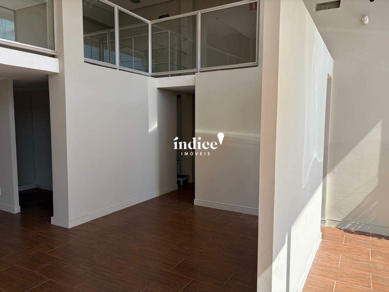 Salão Comercial para para aluguel no Jardim Irajá na cidade de Ribeirão Preto: 