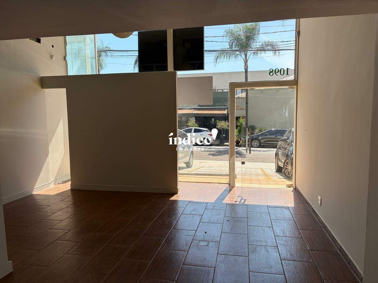 Salão Comercial para para aluguel no Jardim Irajá na cidade de Ribeirão Preto: 