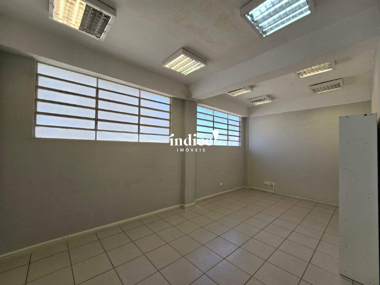 Salão Comercial para para aluguel no Jardim Paulistano na cidade de Ribeirão Preto: 