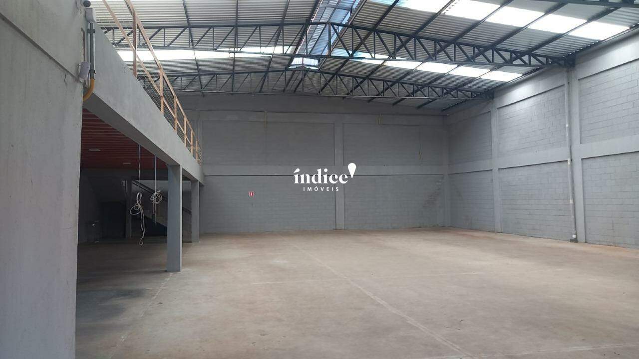 Salão Comercial para para aluguel no Recreio Anhangüera na cidade de Ribeirão Preto: 