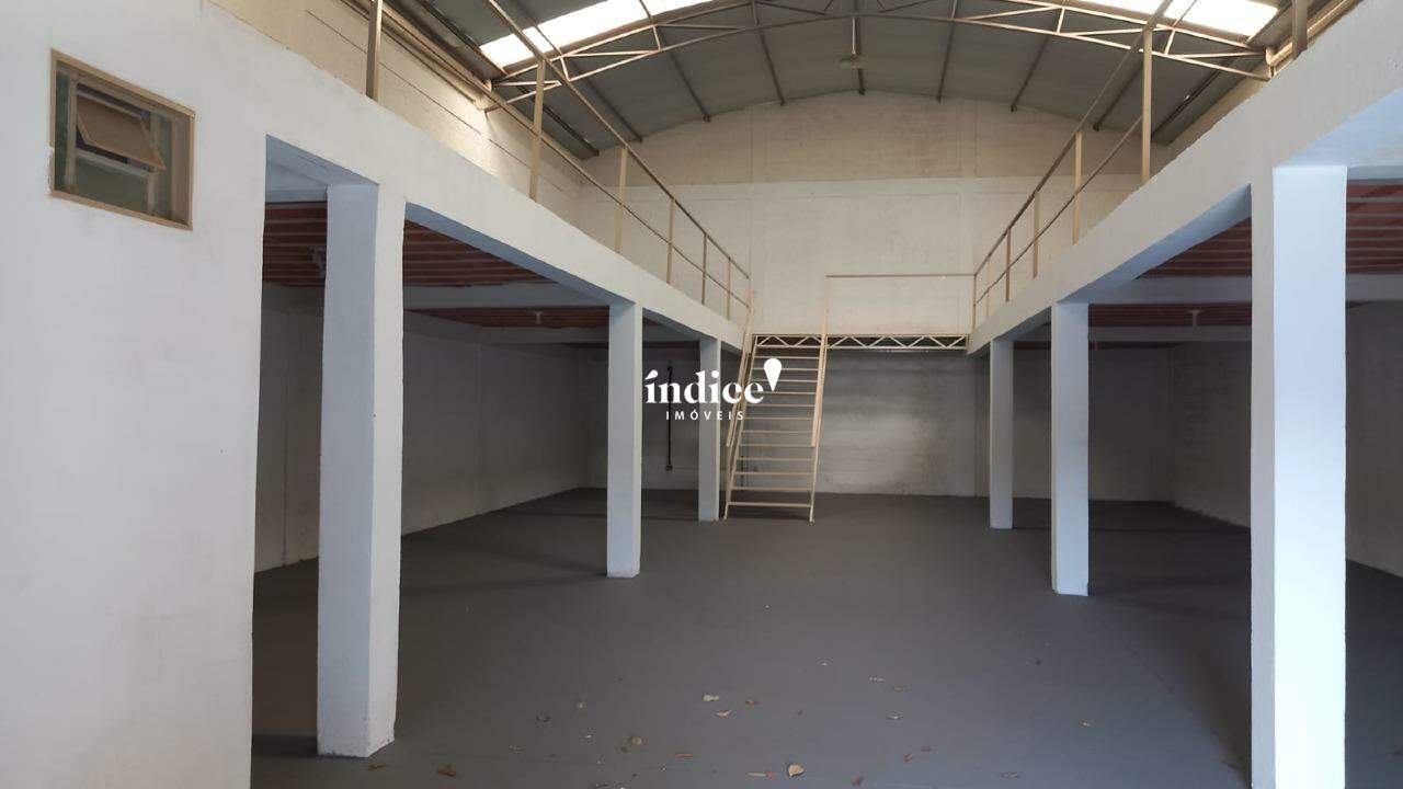 Salão Comercial para para aluguel no Recreio Anhangüera na cidade de Ribeirão Preto: 