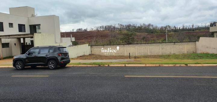 Terrenos Condomínio para à venda no Vila do Golf na cidade de Ribeirão Preto: 