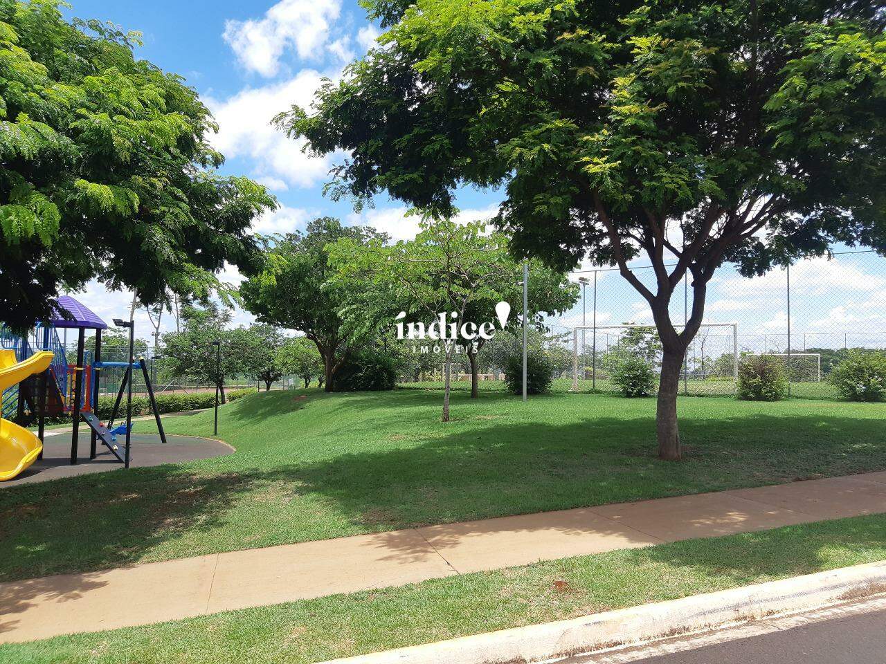 Terrenos Condomínio para à venda no Vila do Golf na cidade de Ribeirão Preto: 