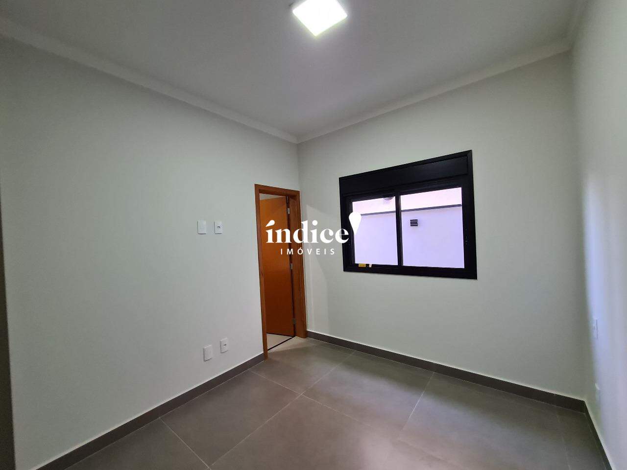 Casas Condomínio para à venda no Vila do Golf na cidade de Ribeirão Preto: 