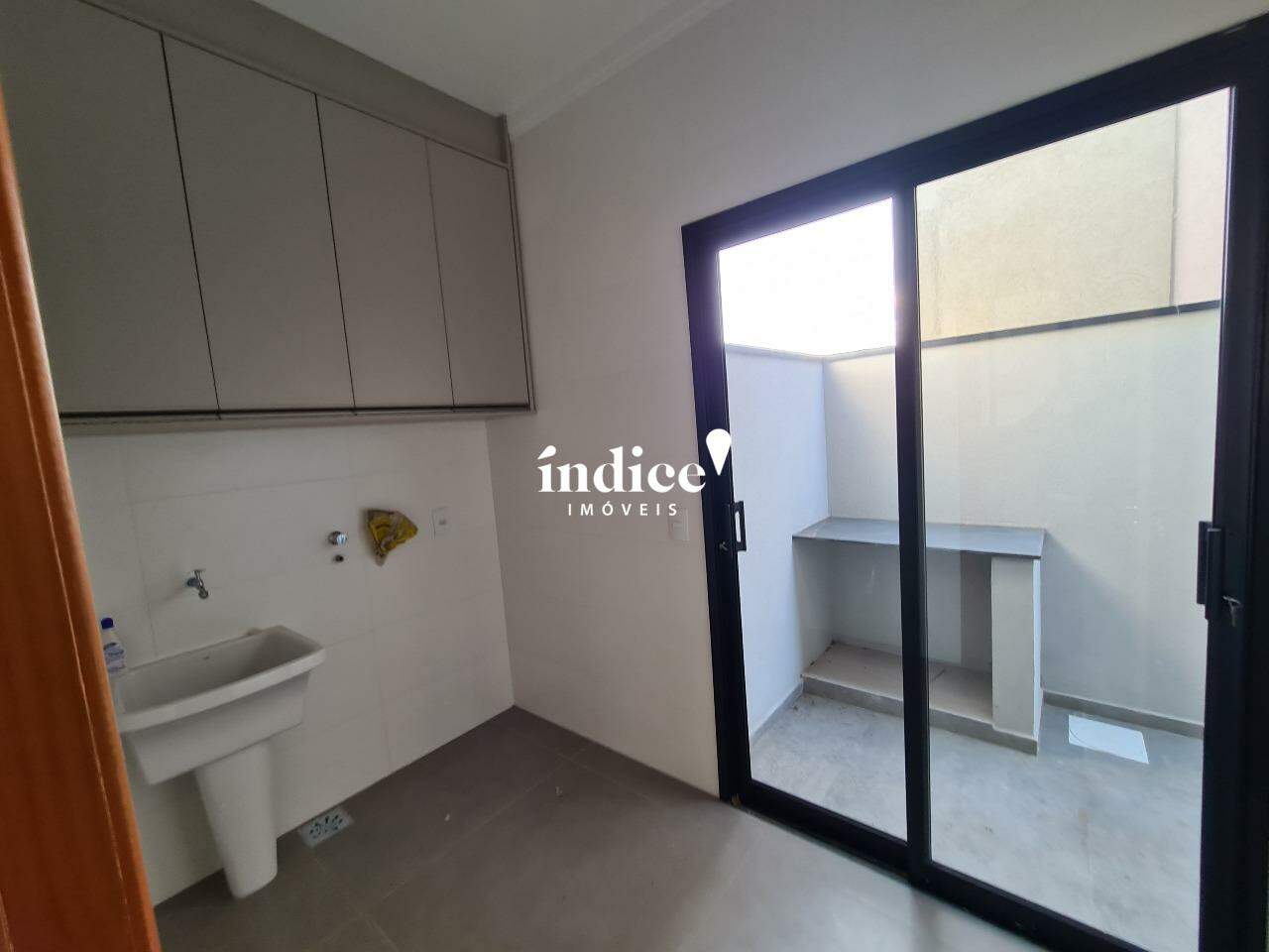 Casas Condomínio para à venda no Vila do Golf na cidade de Ribeirão Preto: 