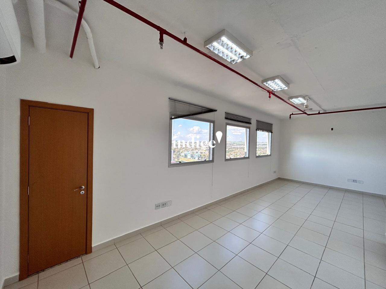 Sala Comercial para para aluguel no Jardim Botânico na cidade de Ribeirão Preto: 