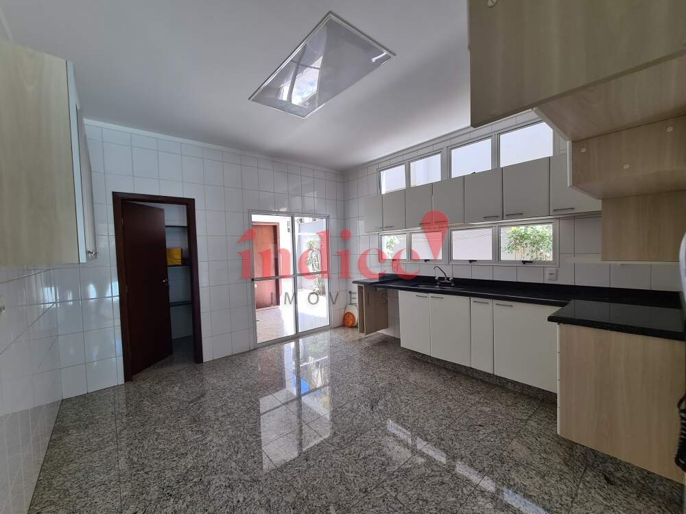 Casas Condomínio para à venda no Bosque das Juritis na cidade de Ribeirão Preto: 