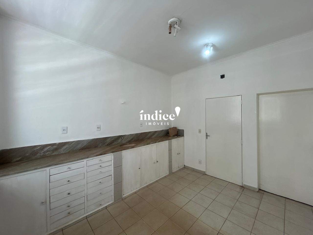 Casa Comercial para à venda no Centro na cidade de Ribeirão Preto: 