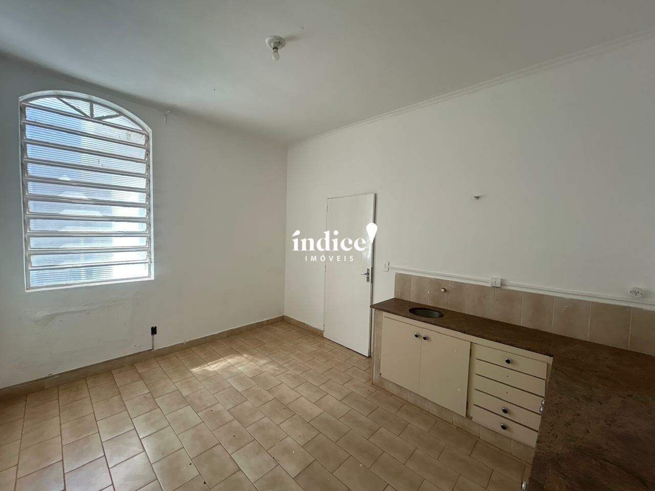 Casa Comercial para à venda no Centro na cidade de Ribeirão Preto: 
