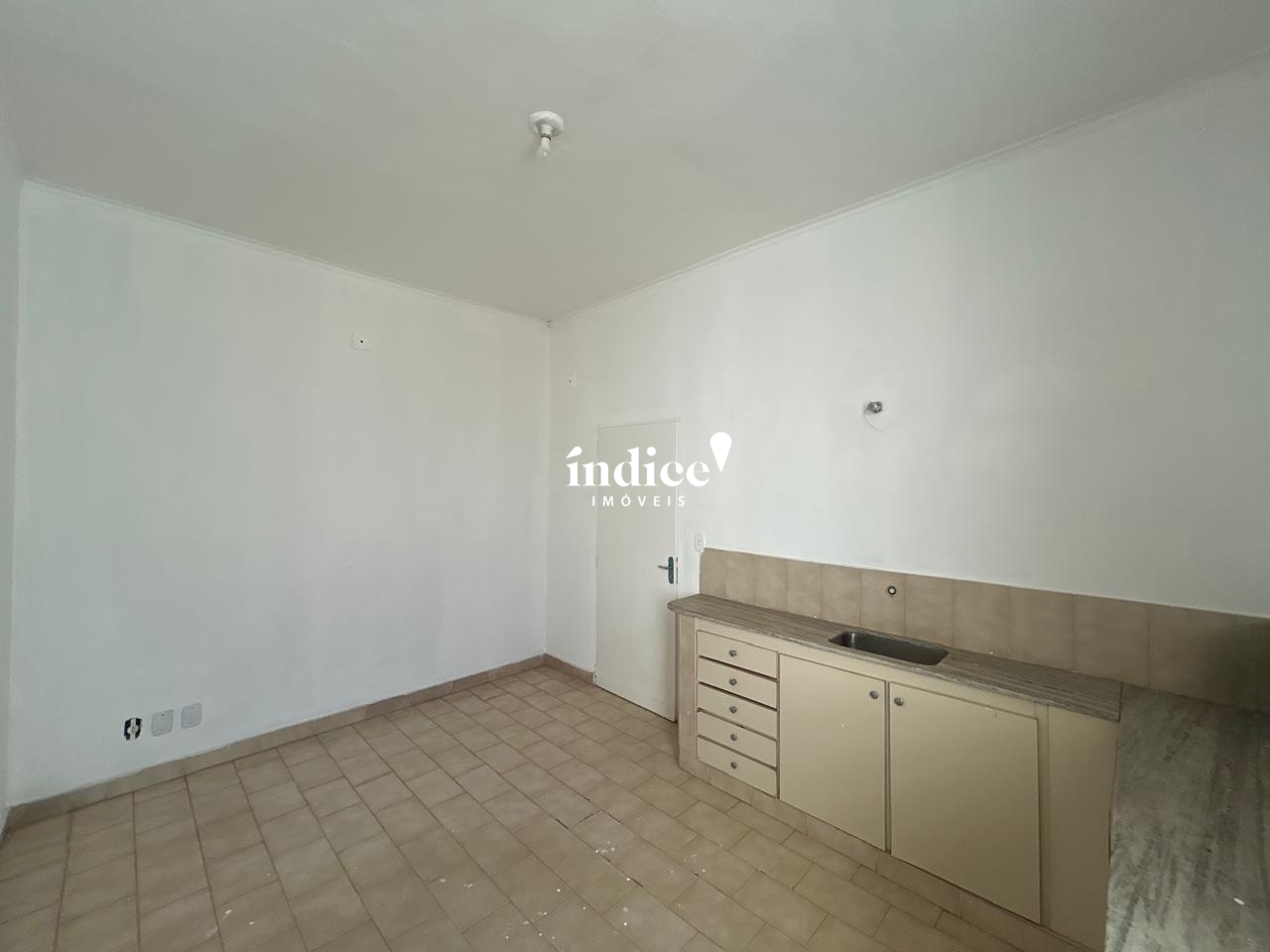 Casa Comercial para à venda no Centro na cidade de Ribeirão Preto: 