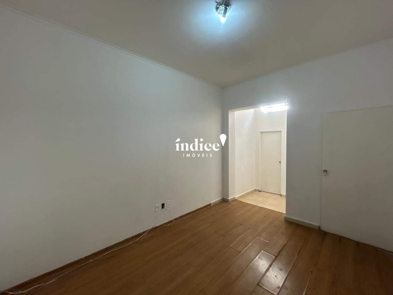 Casa Comercial para à venda no Centro na cidade de Ribeirão Preto: 