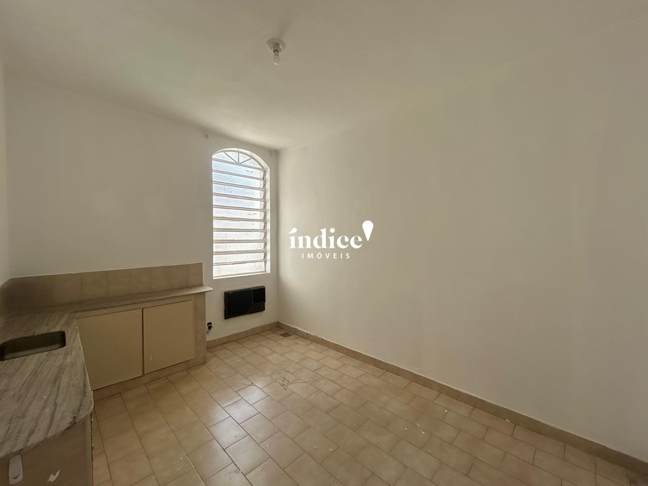 Casa Comercial para à venda no Centro na cidade de Ribeirão Preto: 
