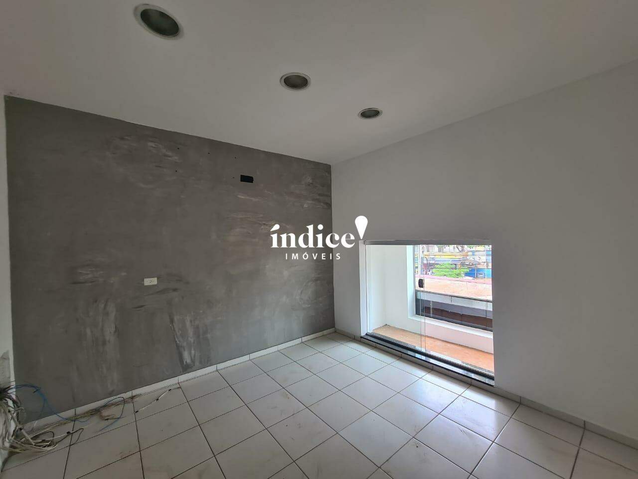 Salão Comercial para para aluguel no Centro na cidade de Ribeirão Preto: 