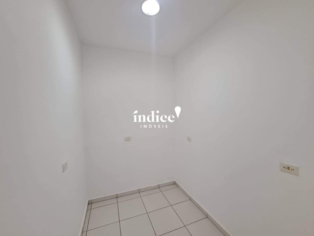 Salão Comercial para para aluguel no Centro na cidade de Ribeirão Preto: 