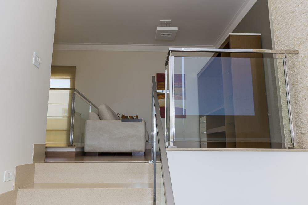 Casas Condomínio para à venda no Cravinhos na cidade de Cravinhos: 