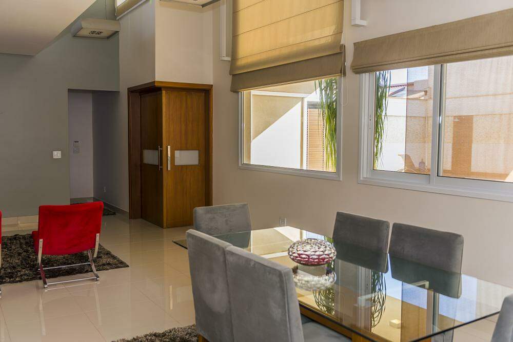 Casas Condomínio para à venda no Cravinhos na cidade de Cravinhos: 