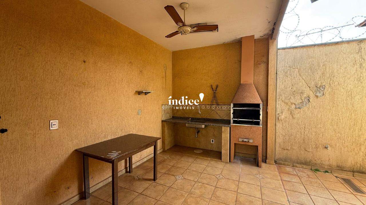 Casas para à venda no Jardim Califórnia na cidade de Ribeirão Preto: 